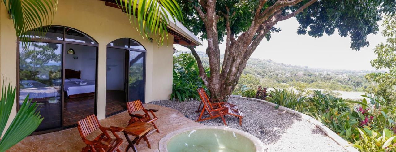 Lagunavista Villas Carate Eksteriør bilde